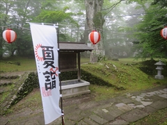 諏訪神社の参道